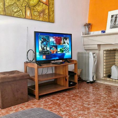 דירות אמאדורה Enjoy Lisbon Cascais Sintra 1200 Metres To Metro Blue Line Sintra Rail Line Free Parking מראה חיצוני תמונה