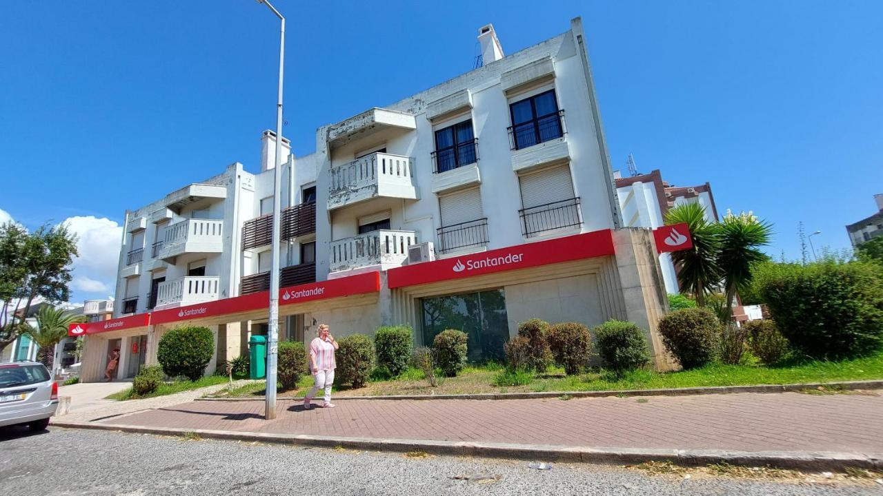 דירות אמאדורה Enjoy Lisbon Cascais Sintra 1200 Metres To Metro Blue Line Sintra Rail Line Free Parking מראה חיצוני תמונה
