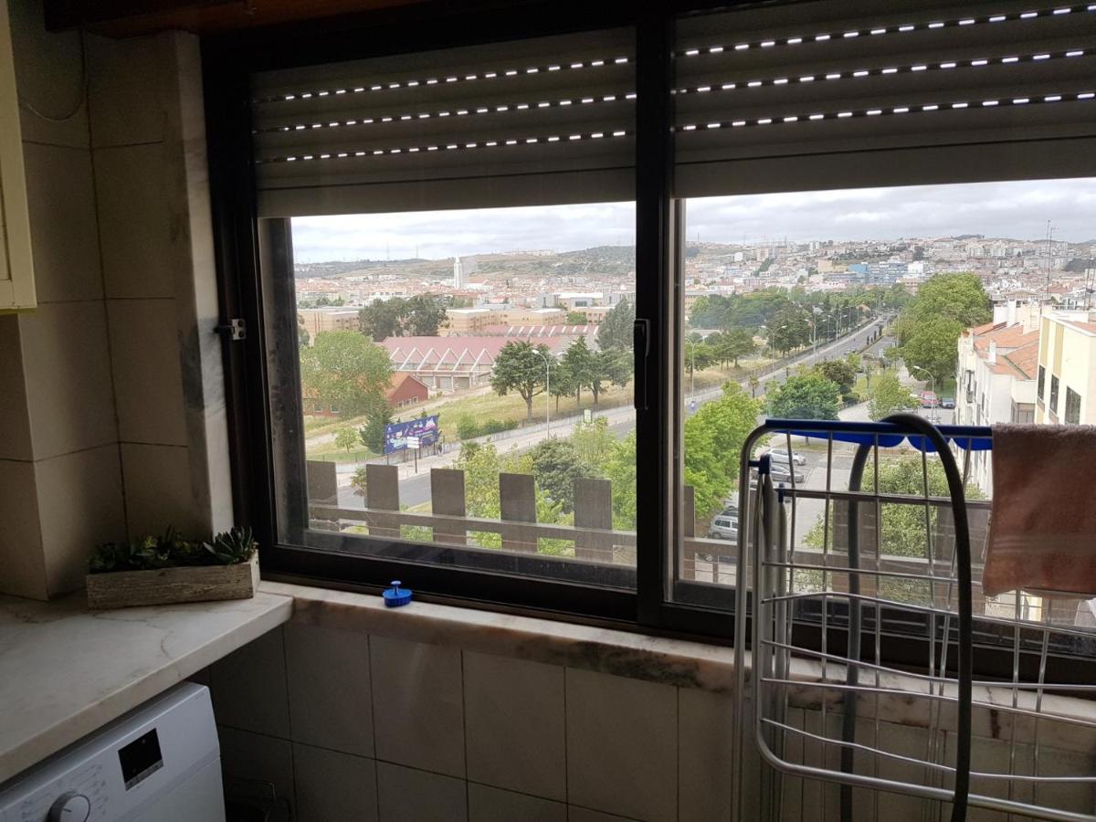דירות אמאדורה Enjoy Lisbon Cascais Sintra 1200 Metres To Metro Blue Line Sintra Rail Line Free Parking מראה חיצוני תמונה