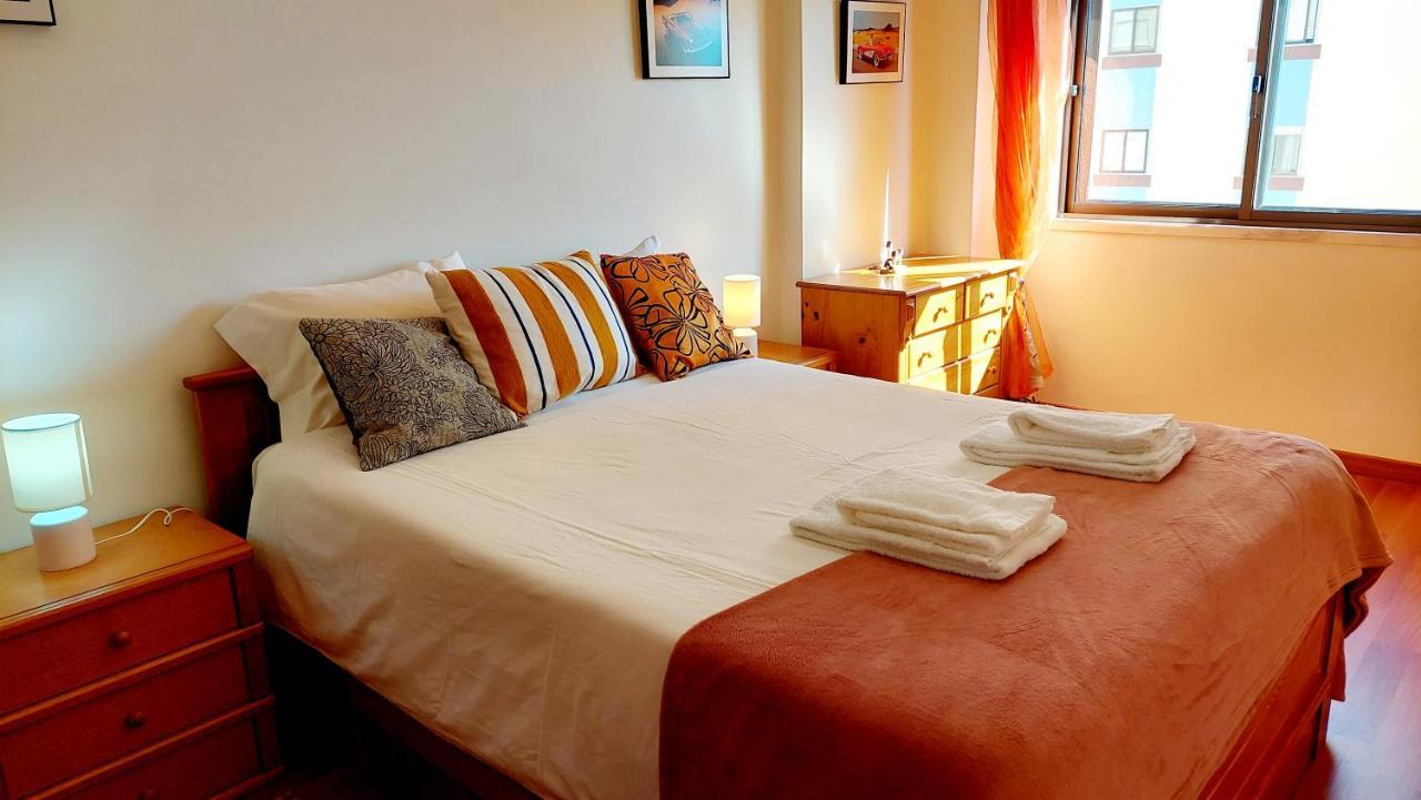 דירות אמאדורה Enjoy Lisbon Cascais Sintra 1200 Metres To Metro Blue Line Sintra Rail Line Free Parking מראה חיצוני תמונה