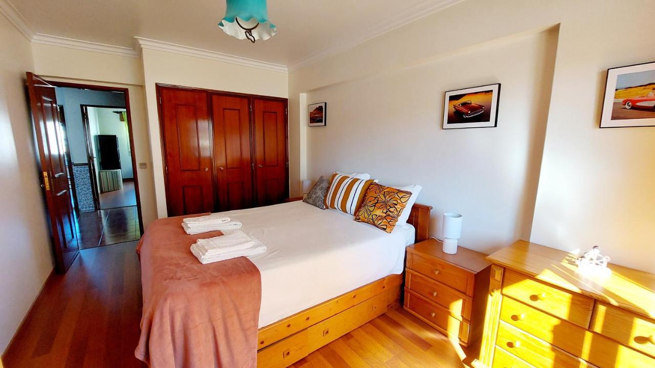 דירות אמאדורה Enjoy Lisbon Cascais Sintra 1200 Metres To Metro Blue Line Sintra Rail Line Free Parking מראה חיצוני תמונה