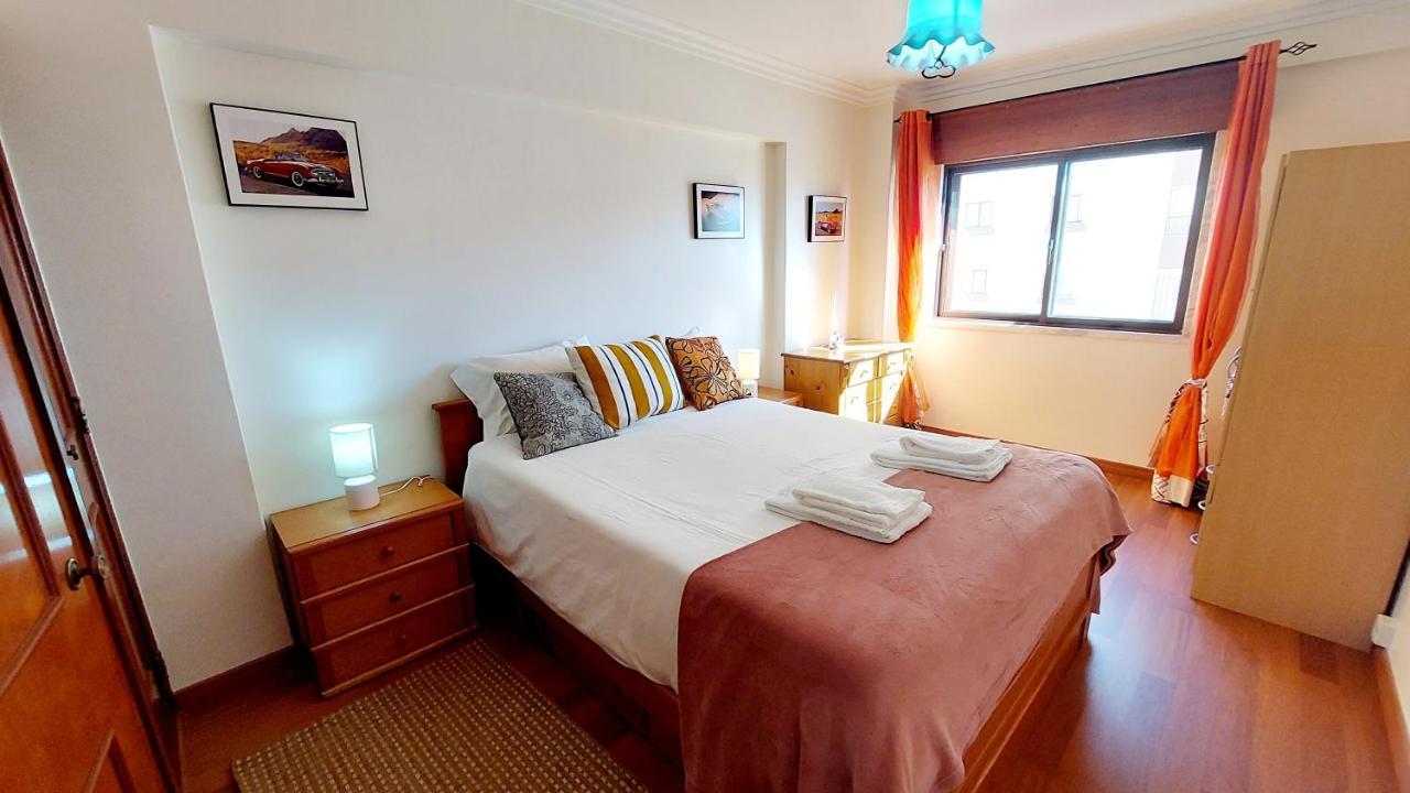 דירות אמאדורה Enjoy Lisbon Cascais Sintra 1200 Metres To Metro Blue Line Sintra Rail Line Free Parking מראה חיצוני תמונה