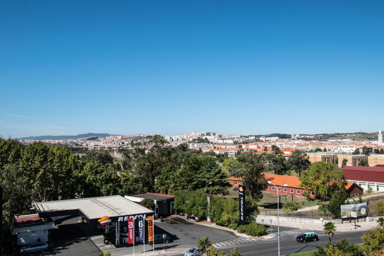 דירות אמאדורה Enjoy Lisbon Cascais Sintra 1200 Metres To Metro Blue Line Sintra Rail Line Free Parking מראה חיצוני תמונה